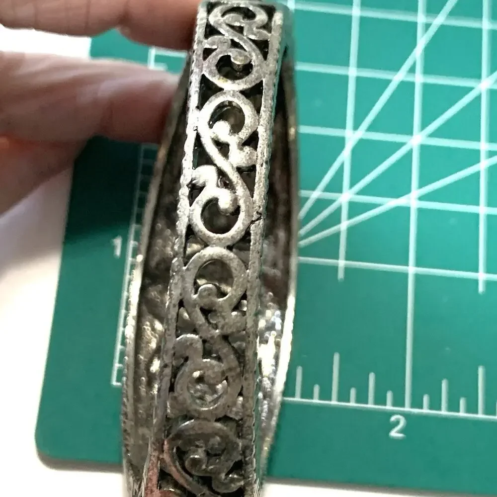 Indian Style Clamper Bracelet Antiqued Silver Tone Filigree Faux Gemstone 6.75